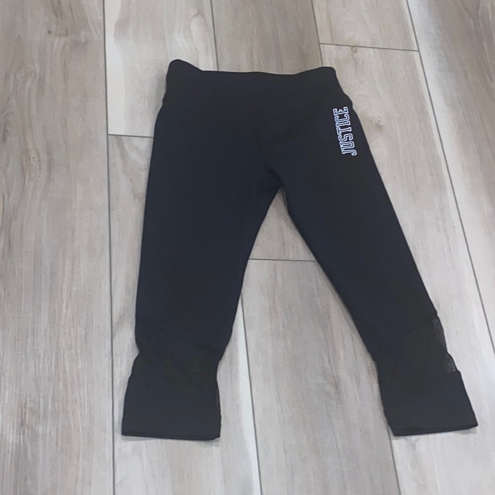 EUC Girls Justice Brand Size 12 Athletic Solid Capri Stretch Leggings